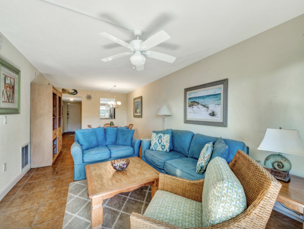 Holmes Beach Gulf Front 2 Bedroom Beach Vacation Condo